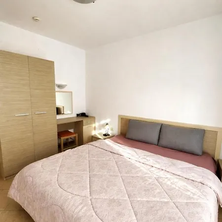 One Bedroom Guest Appartamento *
